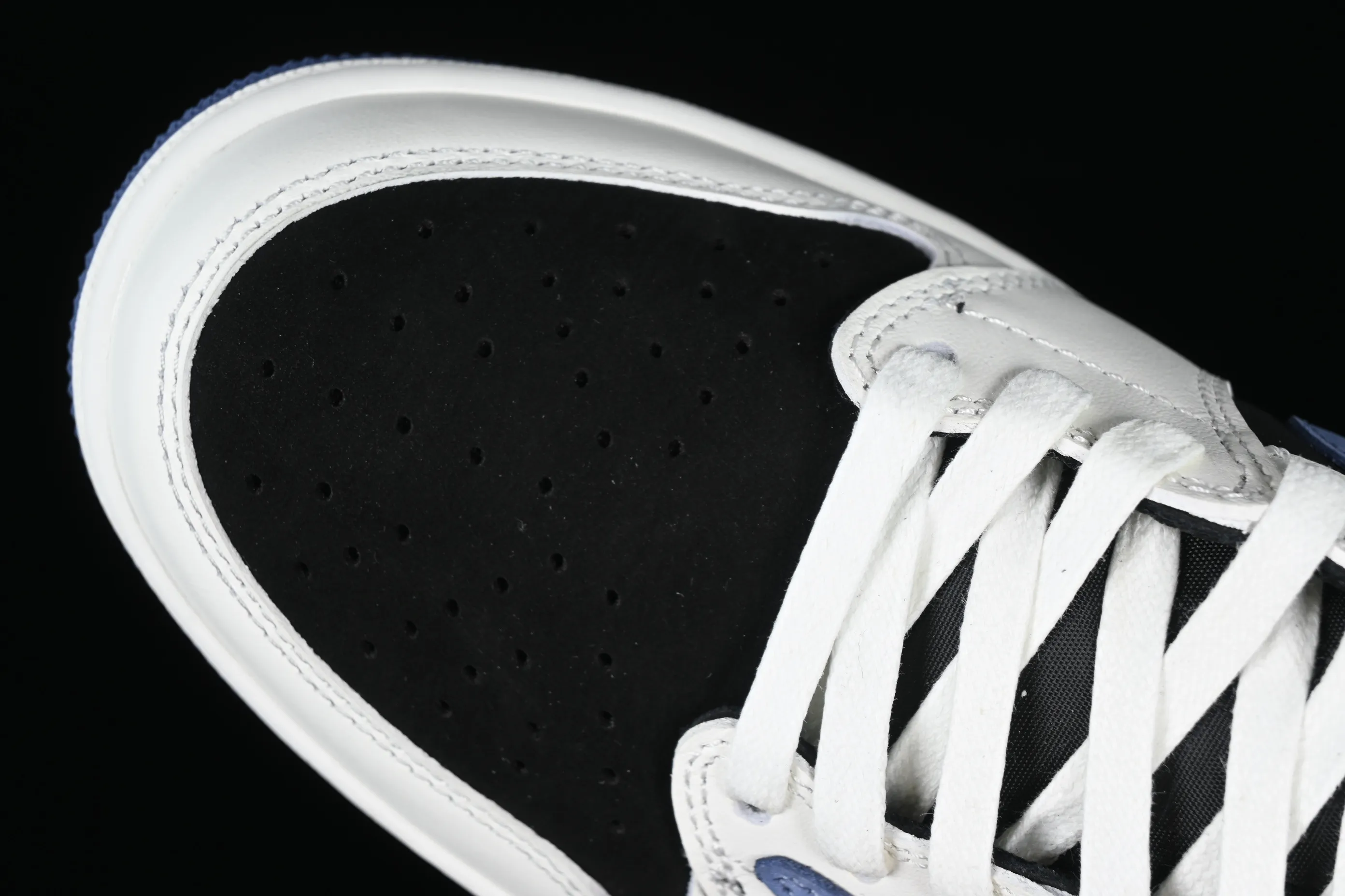 All Categories Air Jordan Jordan series basketball shoes Air Jordan 1 Low L version Travis Scott x Air Jordan 1 Low OG AJ1 Joe 1 overhead low-top basketball shoes DM7866-040